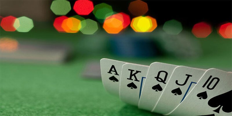 Poker online là game đánh bài mang tính chiến thuật cao